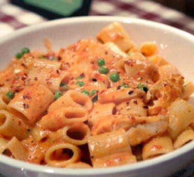 spicy chicken rigatoni