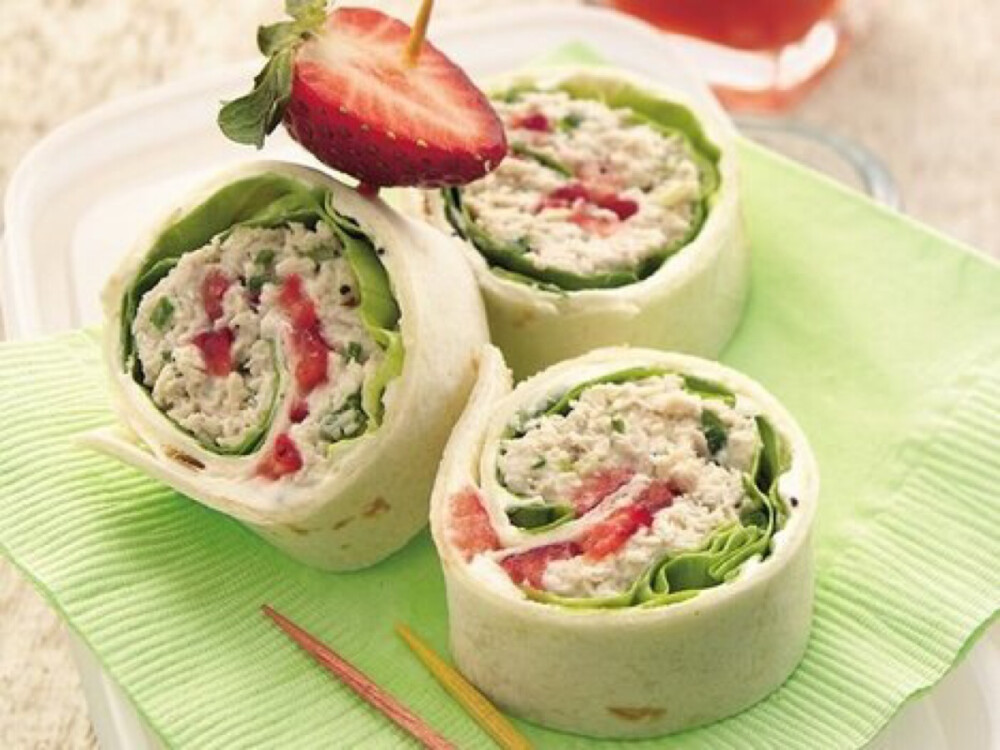 Chicken Salad Roll-Ups