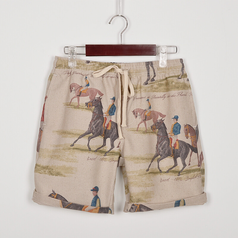 印花短裤，沙滩裤。