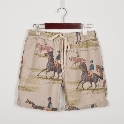 印花短裤，沙滩裤。