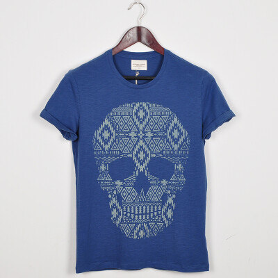 骷髅印花蓝色短袖