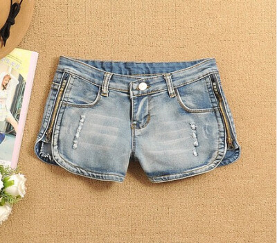 牛仔短裤，清凉一夏