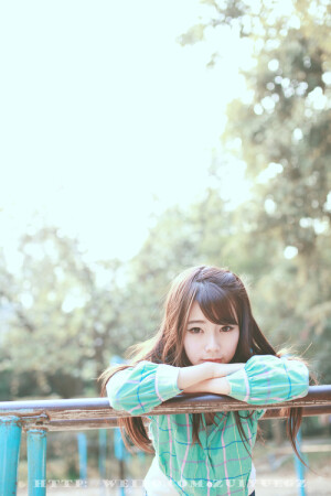 转自http://photo.poco.cn/  摄影by  醉月