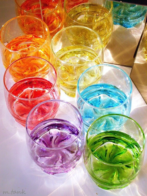 Rainbow Drink Temptation! Color tinted classes with sparkling water.