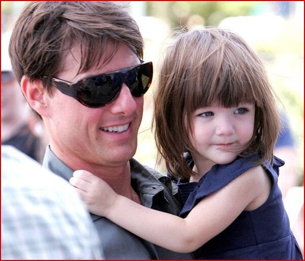 汤姆·克鲁斯 Tom Cruise 和他的女儿 苏瑞·克鲁斯 Suri Cruise