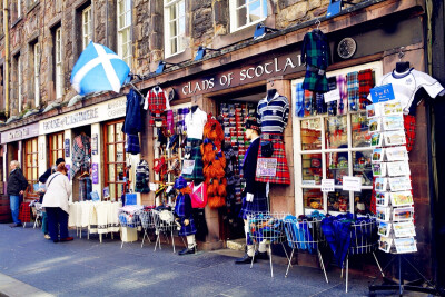 街边苏格兰特色的小店-爱丁堡