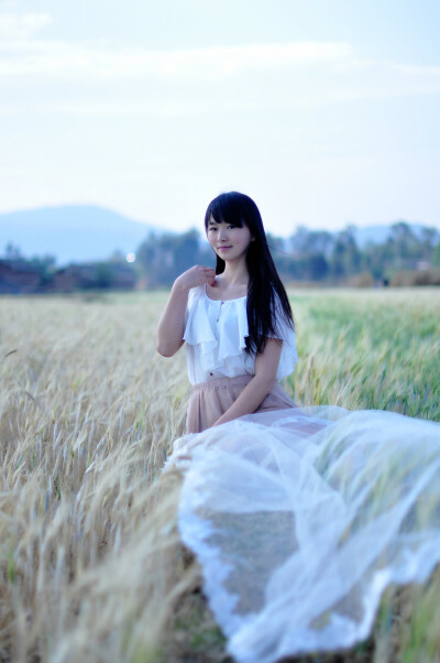 从来春来草长.人亦如是.思想在春天里如草长莺飞.也许不久的将来就形销骨立.