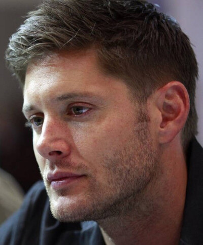 Jensen Ackles,Dean