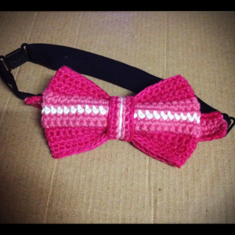 钩针 编织 钩针 领结 bowtie http://item.taobao.com/item.htm?spm=a1z10.3.w4002-2871940414.60.hXwRCm&amp;amp;id=38788507965