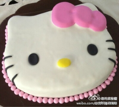 这么萌的Kitty蛋糕，实在舍不得下口哇