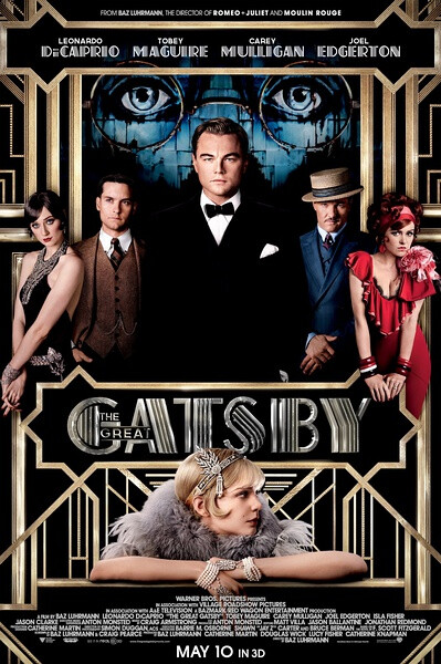 了不起的盖茨比 The Great Gatsby 1922年的春天，作家尼克(托比•马奎尔 Tobey Maguire 饰)满怀希望离开家乡，随淘金热潮来到纽约这个新兴的城市，虽然这里爵士乐流行，股票飞涨，但是贫富两极分化，人们沉沦在纸醉金迷中。尼克为了追寻美国梦，放弃写作而进入证券市场，并搬入纽约附近的海湾居住，成为了神秘富豪盖茨比（莱昂纳多•迪卡普里奥 Leonardo DiCaprio 饰）的邻居。而海湾的对岸住着尼克的表妹黛西（凯瑞•穆里根 Carey Mulligan 饰）和她的贵族丈夫汤姆（乔尔•埃哲顿 Joel Edgerton 饰），尼克不仅被邀请去赴宴，之后汤姆还带着他