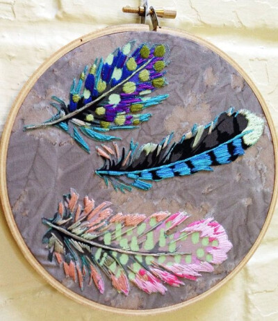 Applique and embroidery Feathers Falling Slowly Hoop by IslandBaby