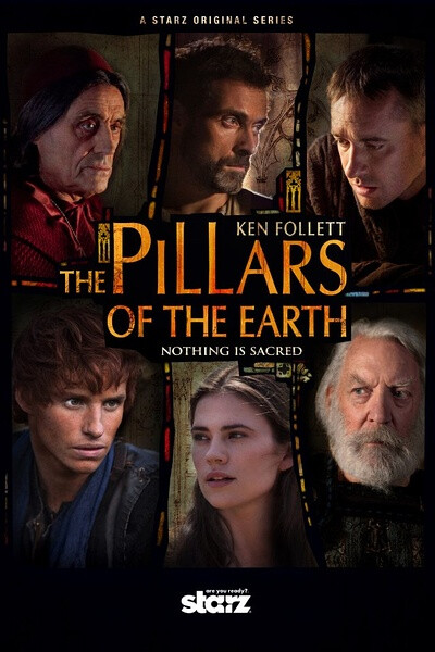 《圣殿春秋》（The Pillars Of The Earth）故事发生于12世纪的英格兰。中世纪的雾霭中，高耸的哥特式教堂的出现象征着一个新时代的开端。故事以此为背景，以修建世界第一座哥特式大教堂为经，以王位、爵位争夺战为纬，描绘了善恶交战引发的政教冲突、兄弟阋墙。讲述了一段有关勇气、奉献、梦想、爱情、悬疑、贪婪和复仇的故事。总体上感觉故事结束的有些仓促，整体构建是一个非常复杂的故事，涉及到了几个家族几代人的恩怨情仇。小雀斑的表演很精彩，和我女神的船戏更别说了。是一部很庄严值得一看的片子