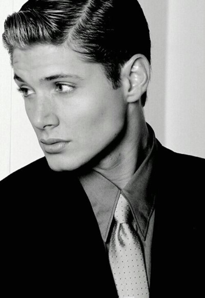 Jensen Ackles,Dean