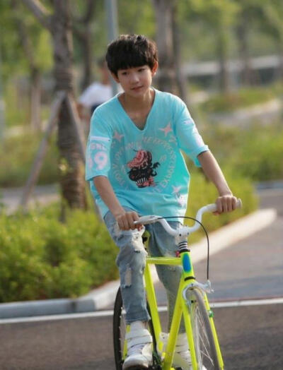 TFBOYS王源 爱出发