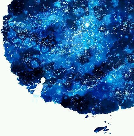 那个在记忆中的星空渐渐浮现，墨蓝的天空，闪烁的星星,还有那个坐在草坪上抚摸着包有星座书皮的日记本的忧伤少年。。。