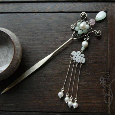 一支古簪绾青丝