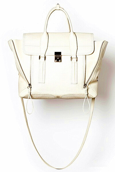 Phillip Lim 2013早春系列手袋发布。