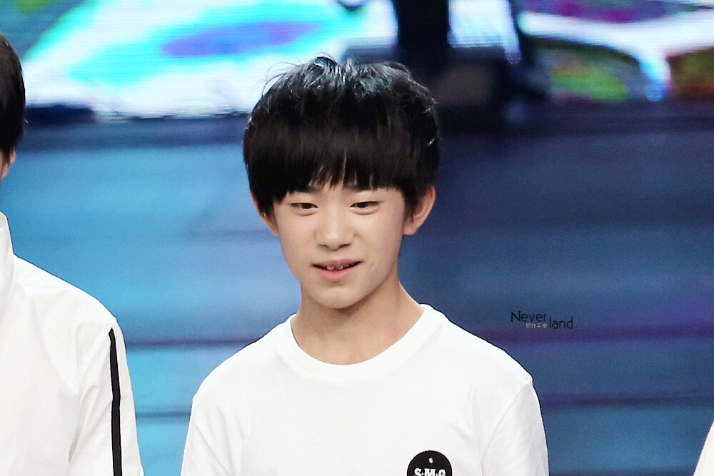 #TFBOYS# 易烊千玺# #TFBOYS易烊千玺# 易烊千玺小太阳