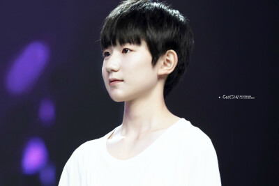 tfboys 王源 四叶草 tfboys快乐大本营