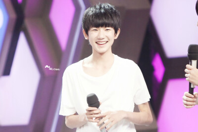 tfboys 王源 四叶草 tfboys快乐大本营