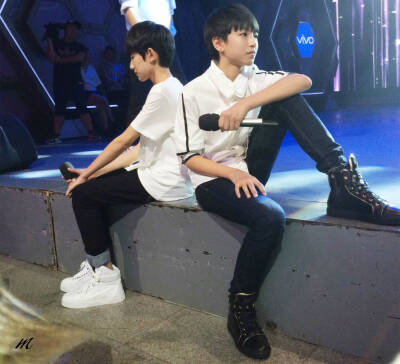 tfboys 王俊凯 四叶草 tfboys快乐大本营