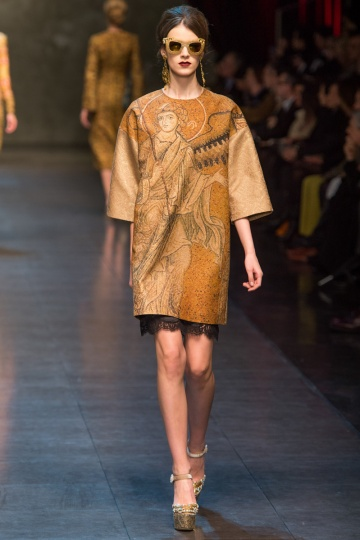 杜嘉班纳2013秋冬女装 金色刺绣演绎的威尼斯风格