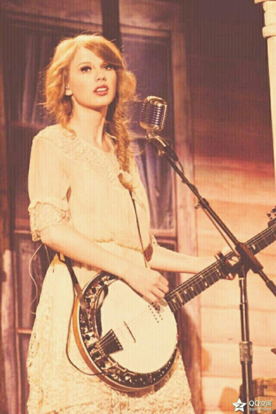 TAYLOR SWIFT 霉美如画