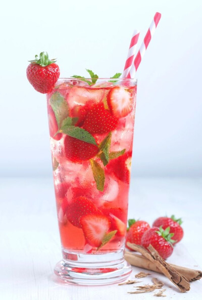 夏日冰饮#草莓冰茶