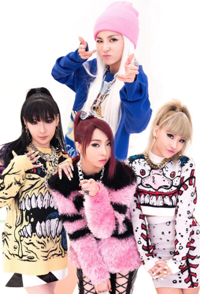 2NE1