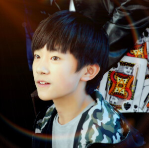 #TFBOYS# 易烊千玺# #TFBOYS易烊千玺# 易烊千玺小太阳