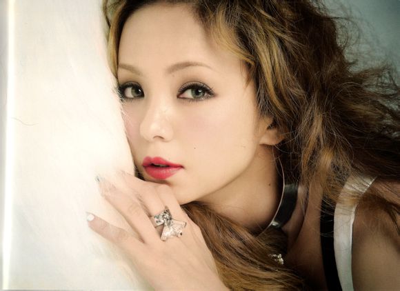 安室奈美惠 Namie Amuro