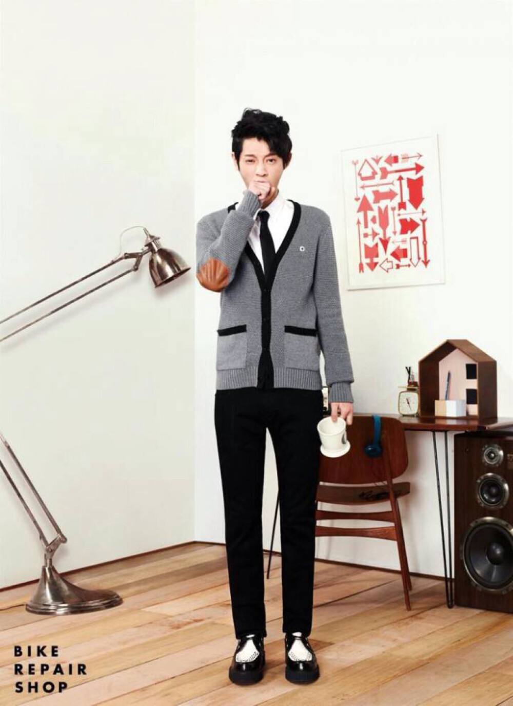 你是我温暖的手套，冰冷的啤酒，带着阳光味道的衬衫，日复一日的梦想❤️郑俊英