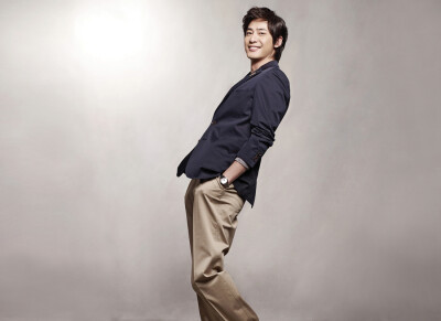 姜志焕 Kang Ji Hwan