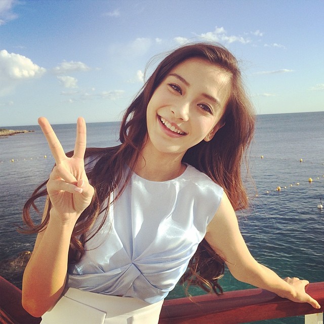 Angelababy。