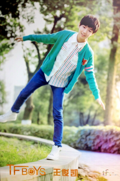 啊！！！萌die苏die！！！QAQ俊凯小鸭子