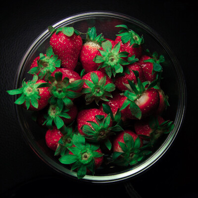 my strawberry nigh @redsolo http://pp.163.com/redsolo/pp/9133227.html