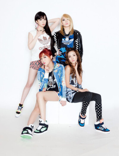 2NE1