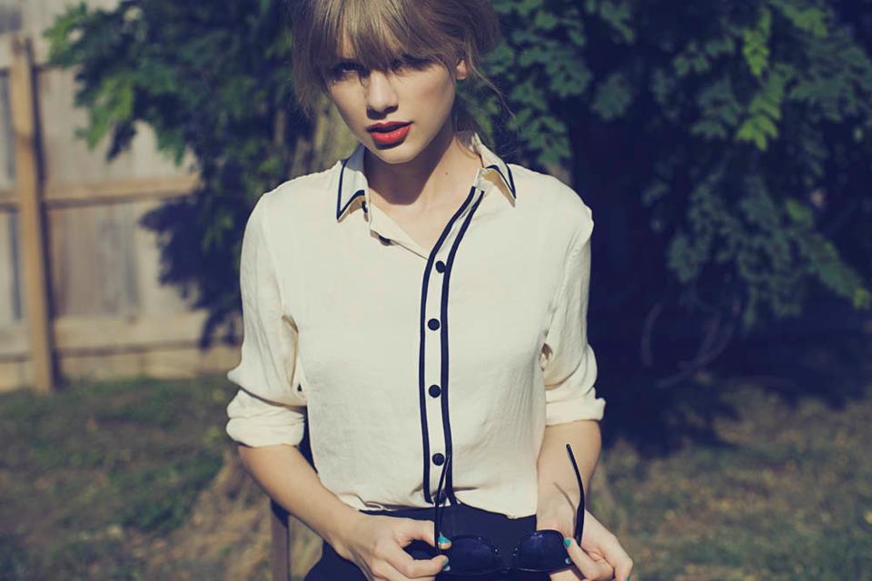 red系列的美图 taylor swift