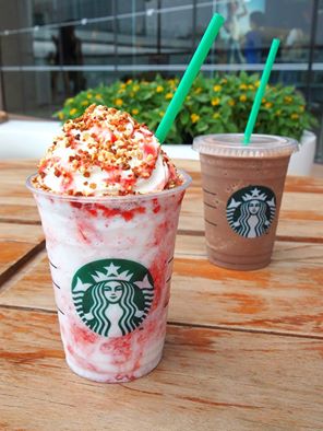  迎接夏天 Starbucks Hong Kong推出全新草莓芝士餅星冰樂 +香蕉朱古力星冰樂!