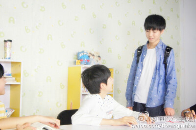 TFBOYS-王俊凯201406014