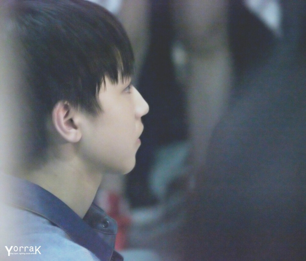 #王俊凯##TFBOYS王俊凯#长沙候机 宝宝真的好累啊╮(╯▽╰)╭