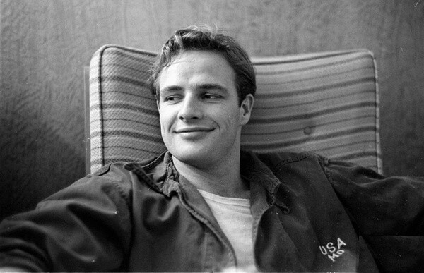 马龙·白兰度（Marlon Brando），1924年4月3日出生于美国内布拉斯加州奥马哈市，美国影视演员。