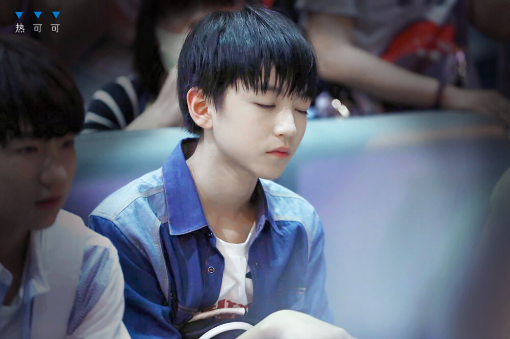 长沙重庆 cr:logo