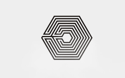 EXO 出道至今logo