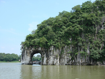  素材类别：桂林山水 风景 桂林山水风景图片,桂林山水,风景图片. http://www.huiyi8.com/sc/11588.html