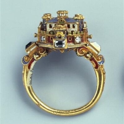 Ring with a city, and diamonds, Italian, second half 16th century