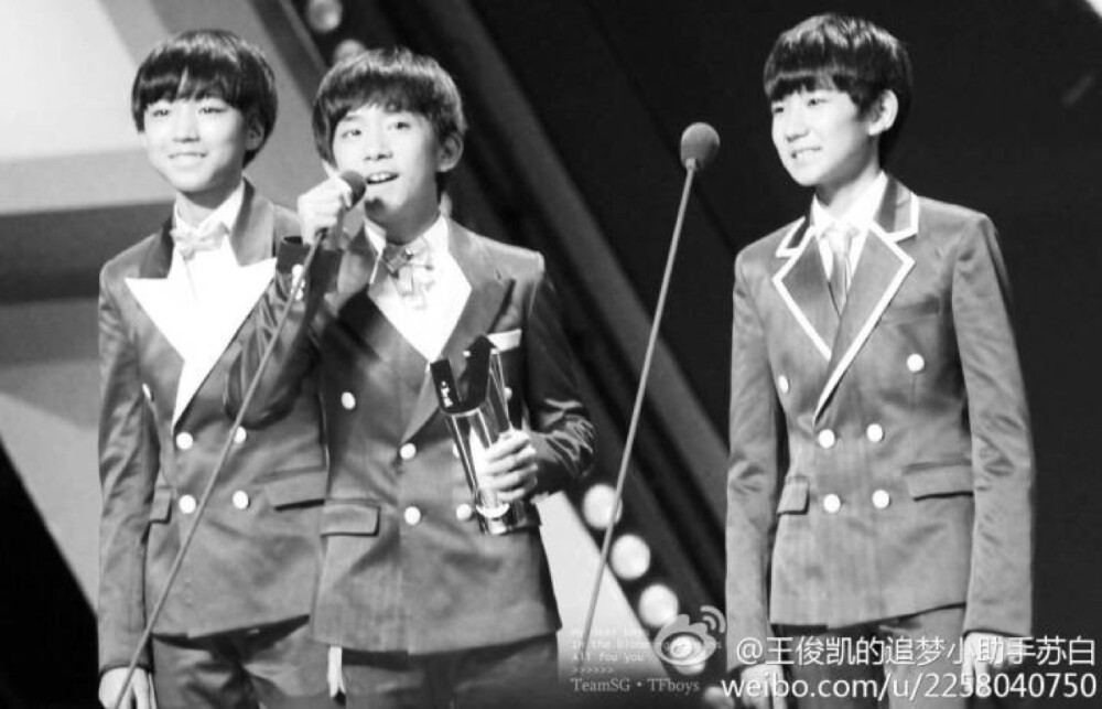  TFBOYS 王俊凯 王源 易烊千玺