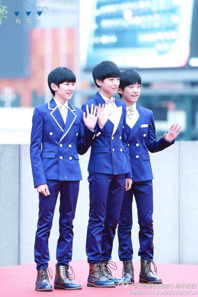  TFBOYS 王俊凯 王源 易烊千玺