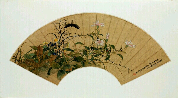 ！ 【花鸟娱心】 红花绿叶有意，禽鸟草虫含情，花鸟画在尺幅墨色之间曲尽生命之美。观赏之余，令人市井之心稍去，田园之意渐萌。明清时期，花鸟画突破了宋代院体的写生模式，水墨写意、没骨花卉等技法的创新，给这一方天地带来了新的动感与活力。 任熊 花卉草虫图 清咸丰六年(1856) 泥金笺设色 题识：丽生兄雅正之，丙辰九月朔日，永兴任熊渭长。 钤印：“任熊印信”白文方印 